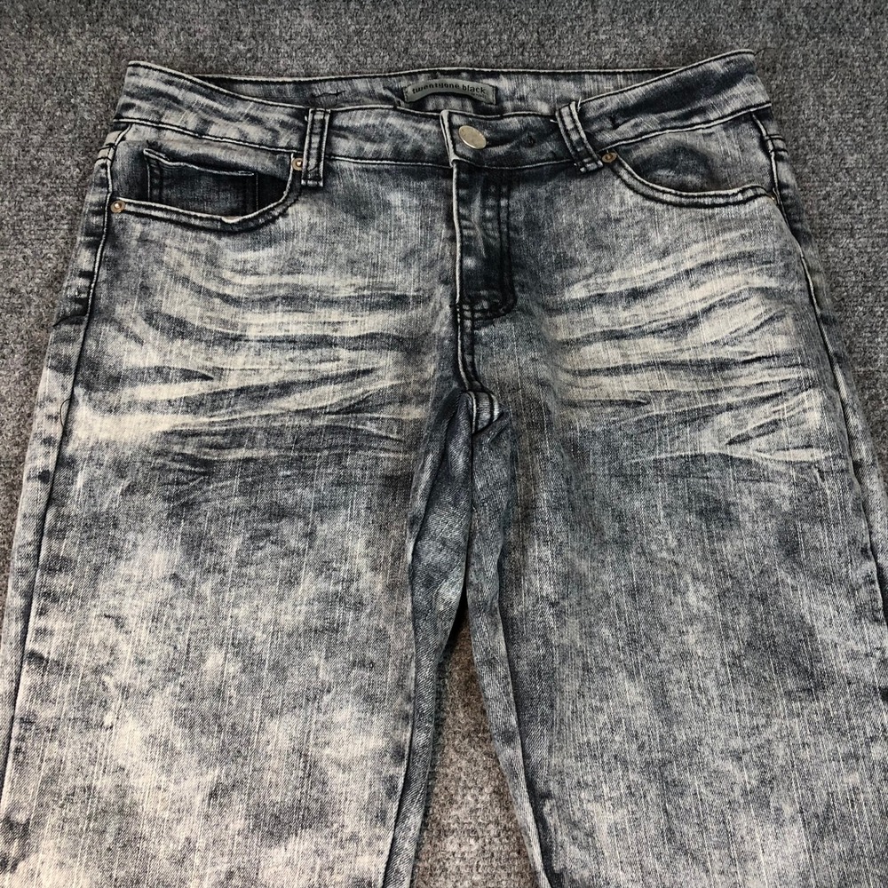 Twentyone Black Acid Wash Cropped Jeans Zipper Ankle Frayed Hem Size 13/14 - Picture 3 of 14